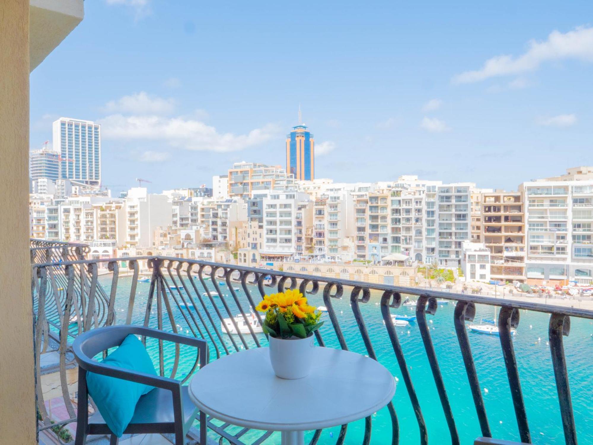 Morina Court - Seaview Apartments And Penthouse In St Julians By Shortletsmalta Saint Julian's Luaran gambar